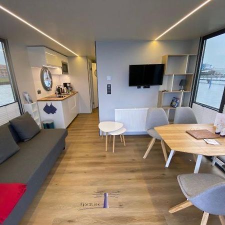 Hausboot Fjord Vela Mit Biosauna In Barth Zewnętrze zdjęcie