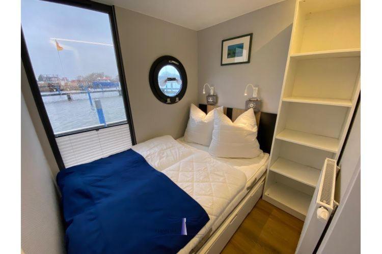 Hausboot Fjord Vela Mit Biosauna In Barth Zewnętrze zdjęcie