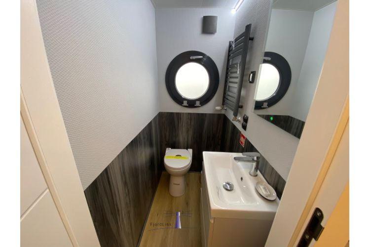 Hausboot Fjord Vela Mit Biosauna In Barth Zewnętrze zdjęcie